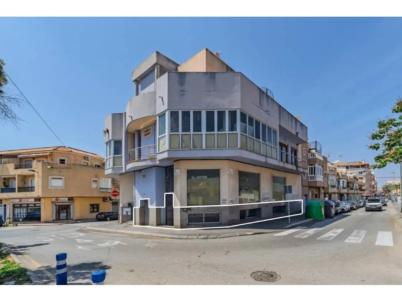 Local comercial en venta en Calle Patricio Zammit 75