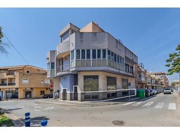 Gewerbefläche zum Verkauf in Calle Patricio Zammit 75
