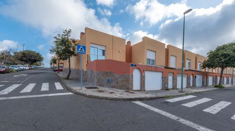 Foto 2 de Casa adosada en venta en Calle Pintor Botas Ghirlanda, 58, Tamaraceite, Las Palmas de Gran Canaria