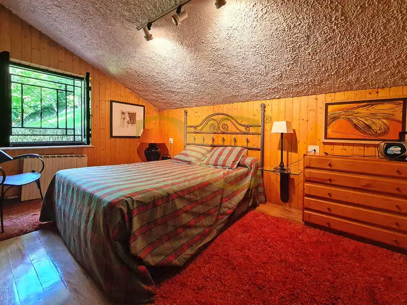 Habitación de Casa o chalet en venta en Caso con Calefacción, Jardín privado y Terraza