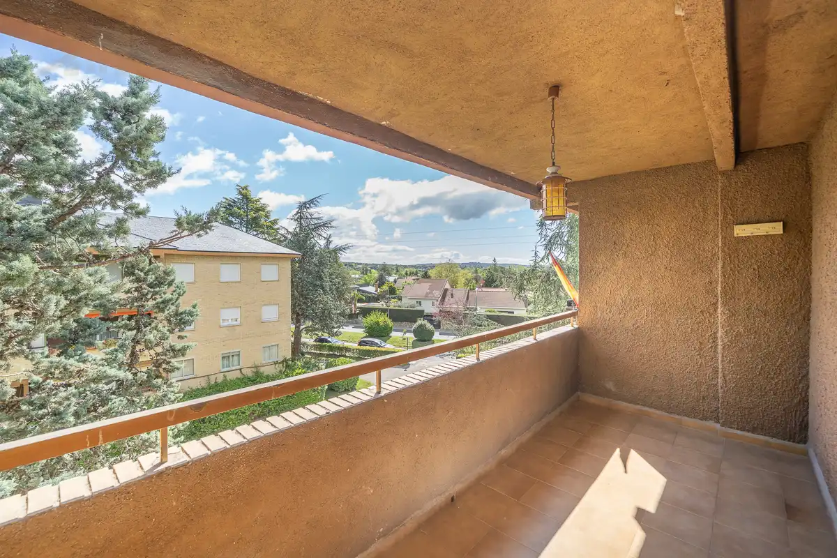 Terrasse von Wohnung zum Verkauf in El Escorial mit Heizung, Terrasse und Gemeinschaftspool