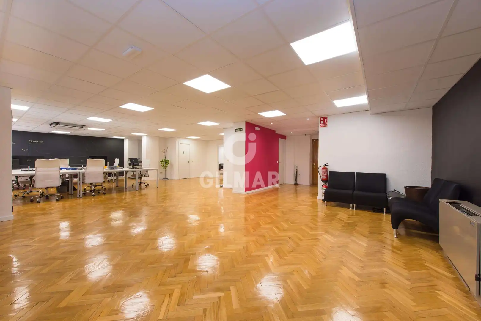 Büro zum Verkauf in Madrid mit Heizung