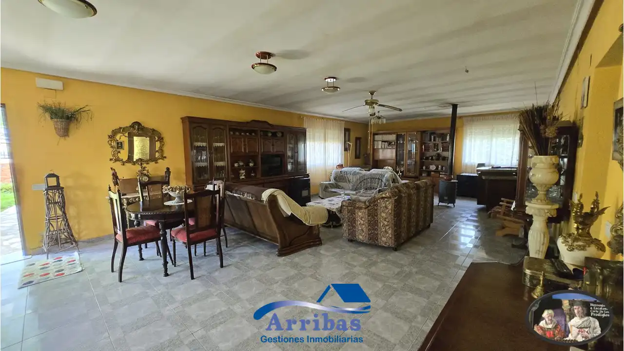 Living room of Houses for sale in Escalona  with Heating, Private garden and Terrace