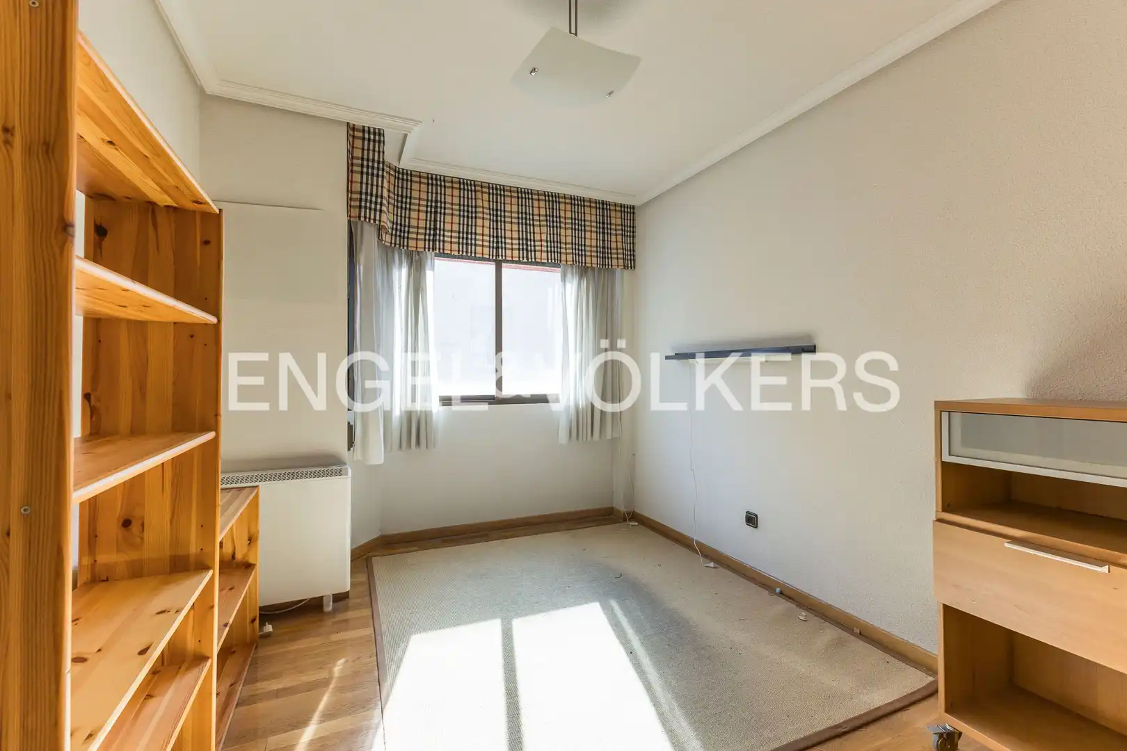 Comedor de Piso en venta en Madrid con Aire acondicionado, Calefacción y Jardín privado