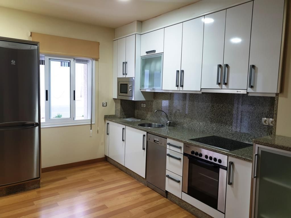 Piso de alquiler en Lof1 rivela ribela, Coles