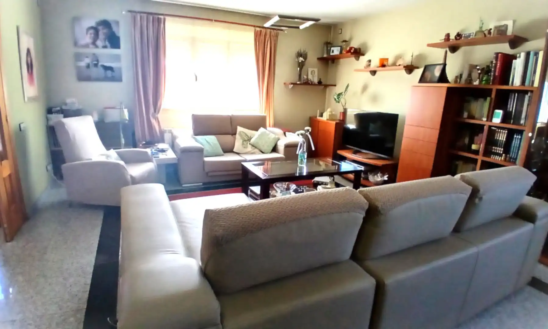 Sala d'estar de Casa o xalet en venda en Guadarrama amb Aire condicionat, Calefacció i Jardí privat