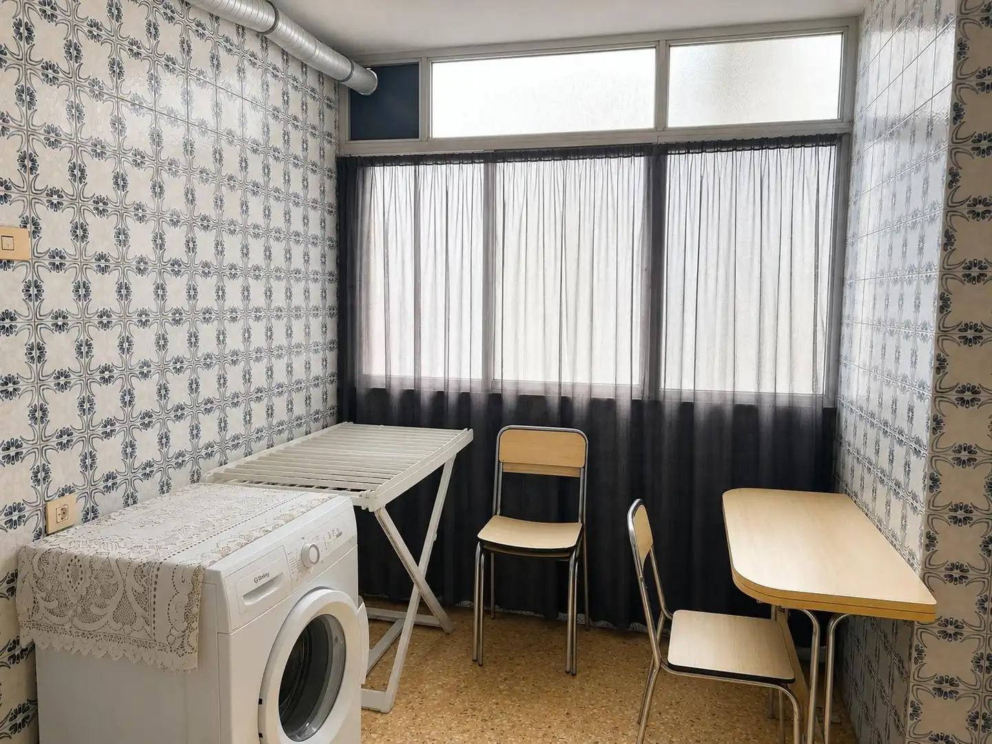 Terraza de Piso en venta en Castellón de la Plana / Castelló de la Plana con Balcón