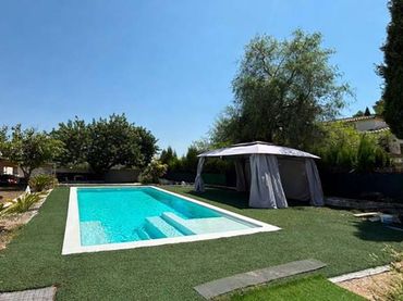 Villa avec piscine à vendre à URBANIZACIÓN ALTURY 0