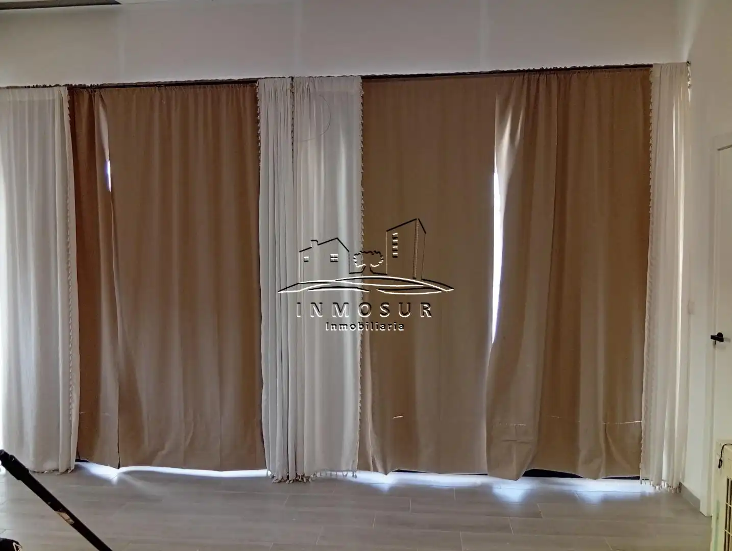 Habitación de Casa o chalet de alquiler en Lucena con Piscina y Amueblado