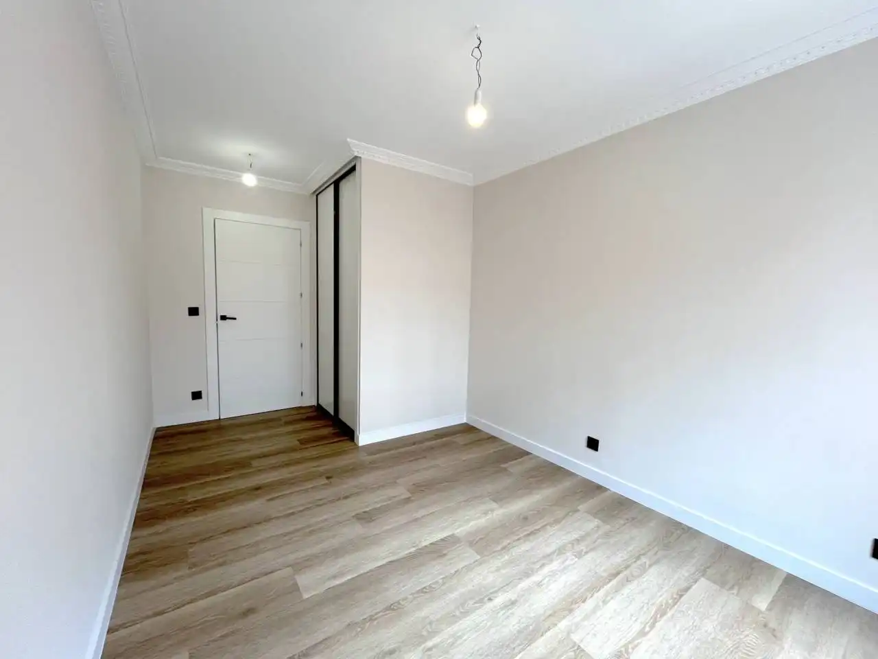Bedroom of Flat for sale in Bilbao   with Heating and Storage room