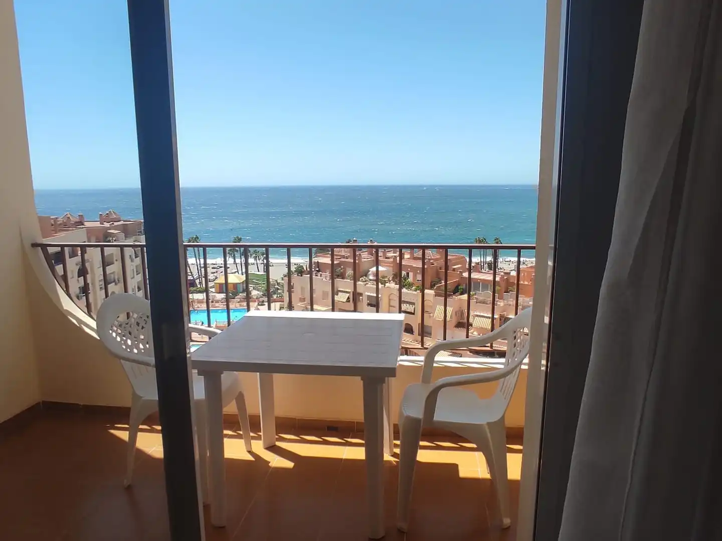 Flat with pool to rent in Paseo San Cristóbal 18