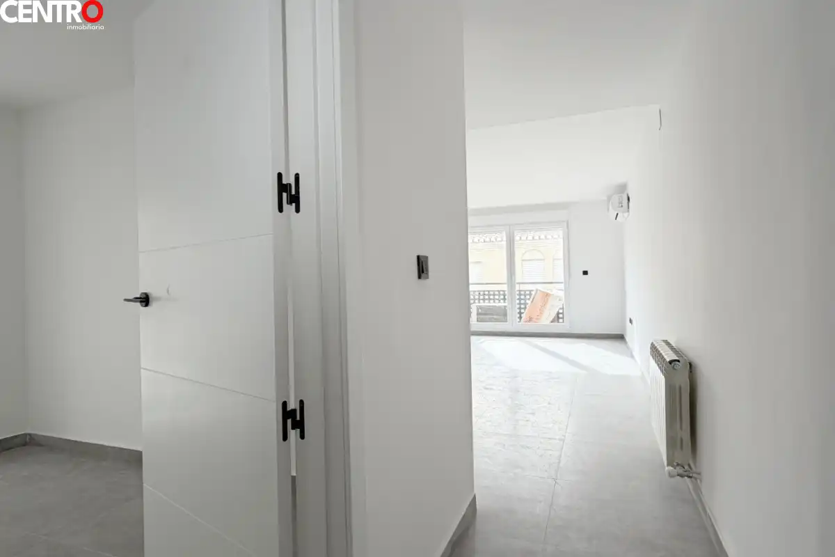 Piso en venta en La Zubia con Aire acondicionado, Calefacción y Jardín privado