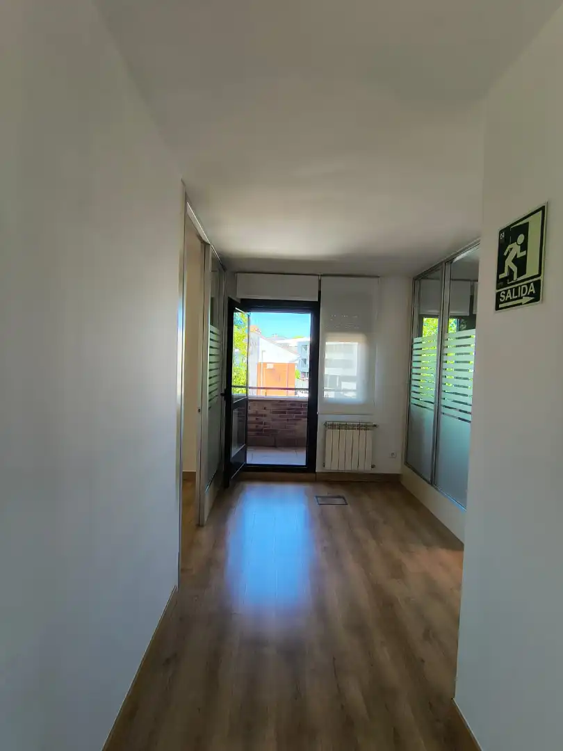 Oficina en venda en Las Rozas de Madrid amb Aire condicionat i Terrassa