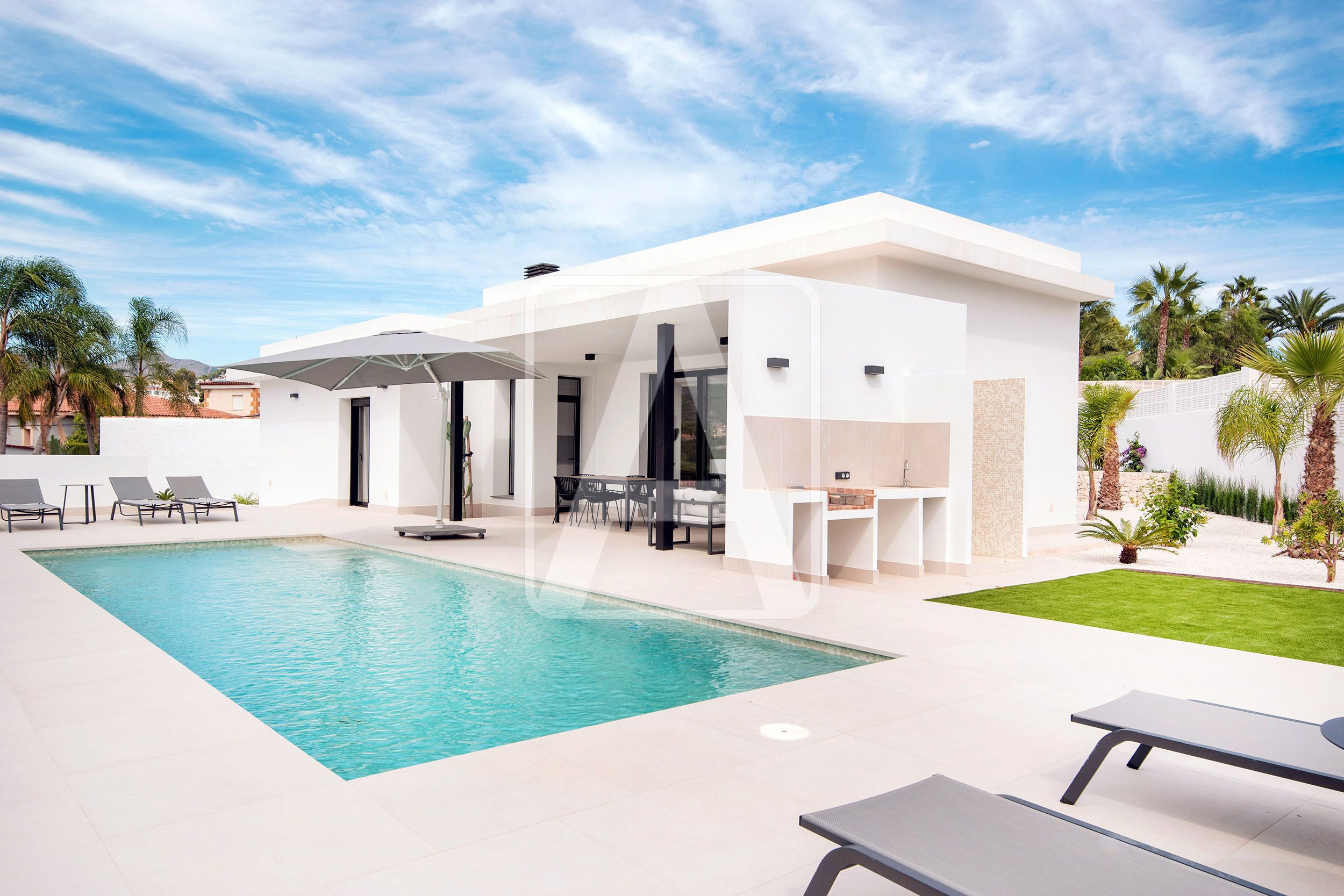 Swimming pool of House or chalet for sale in Calpe / Calp  with Air Conditioner, Heating and Private garden