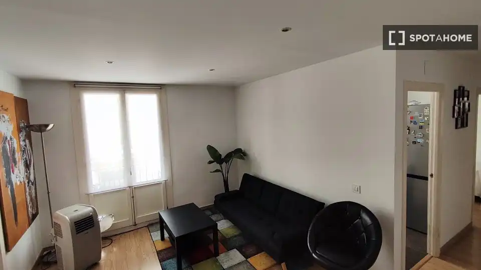 Flat with terrace to rent in Eixample