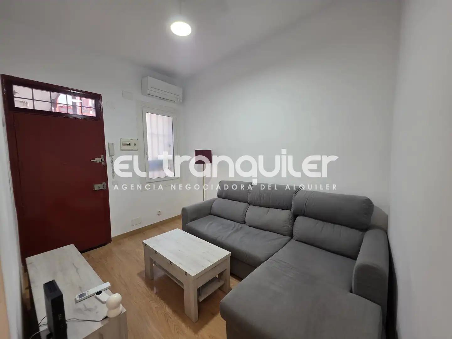 Sala d'estar de Pis de lloguer en Madrid amb Aire condicionat, Moblat i Rentadora