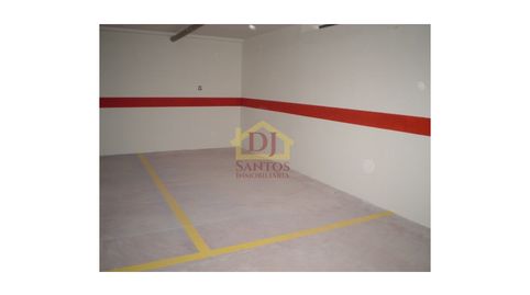 Foto 5 de Garaje en venta en Calle Arquitecto Repulles y Var, Pizarrales, Salamanca Capital