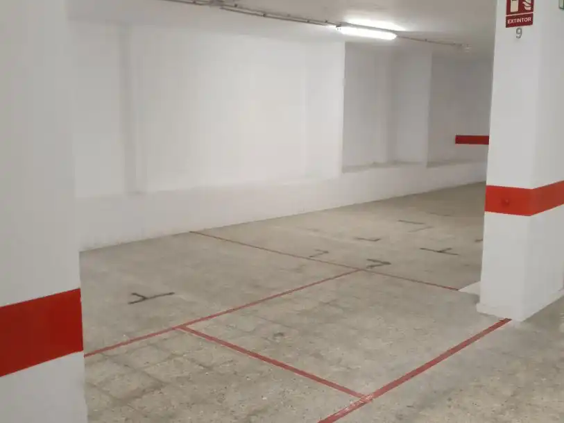 Garage for rent in Santa Cruz de Tenerife  with Alarm
