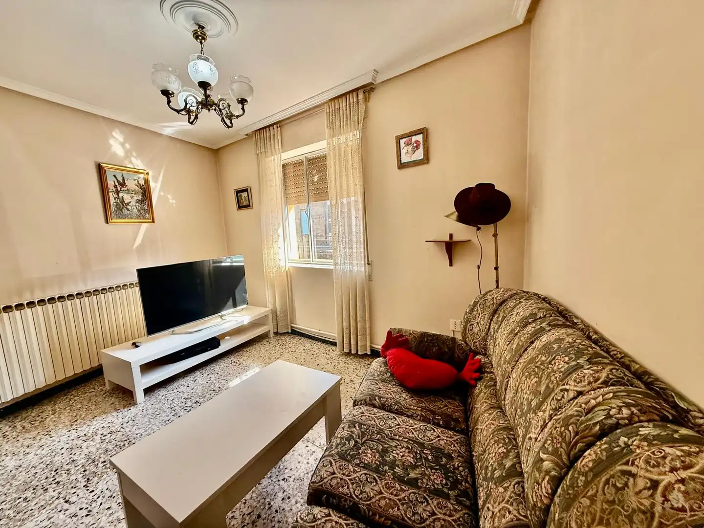 Sala de estar de Casa o chalet en venta en Castrocontrigo con Calefacción, Amueblado y Horno