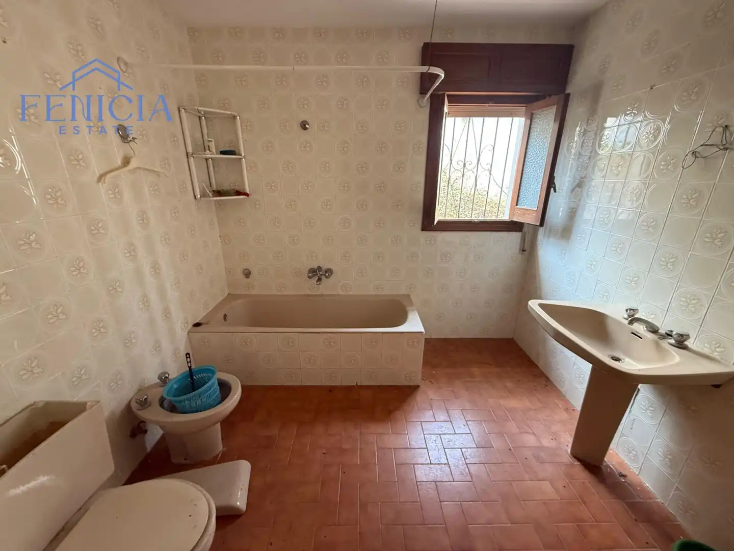Baño de Dúplex en venta en Almuñécar con Jardín privado, Terraza y Trastero