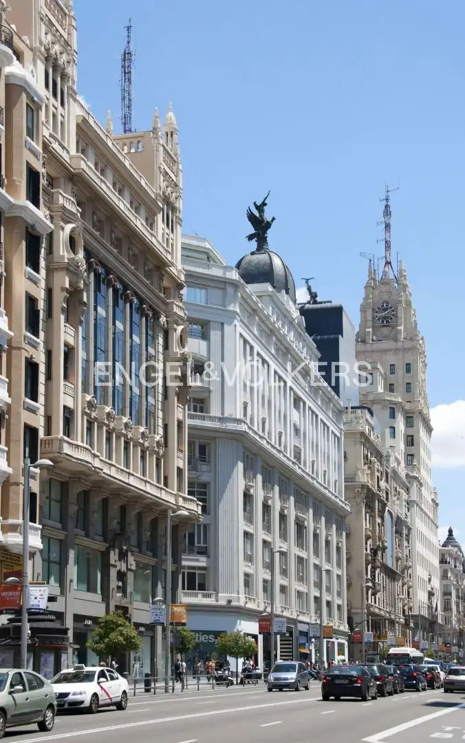 Außenansicht von Wohnung zur Miete in Madrid mit Klimaanlage, Heizung und Möbliert