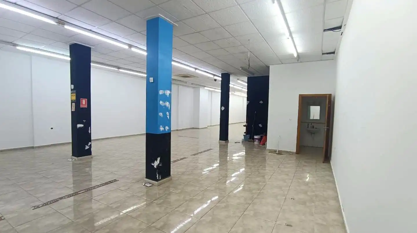 Business premises for sale in Doctor Artero Guirao, imagen 6