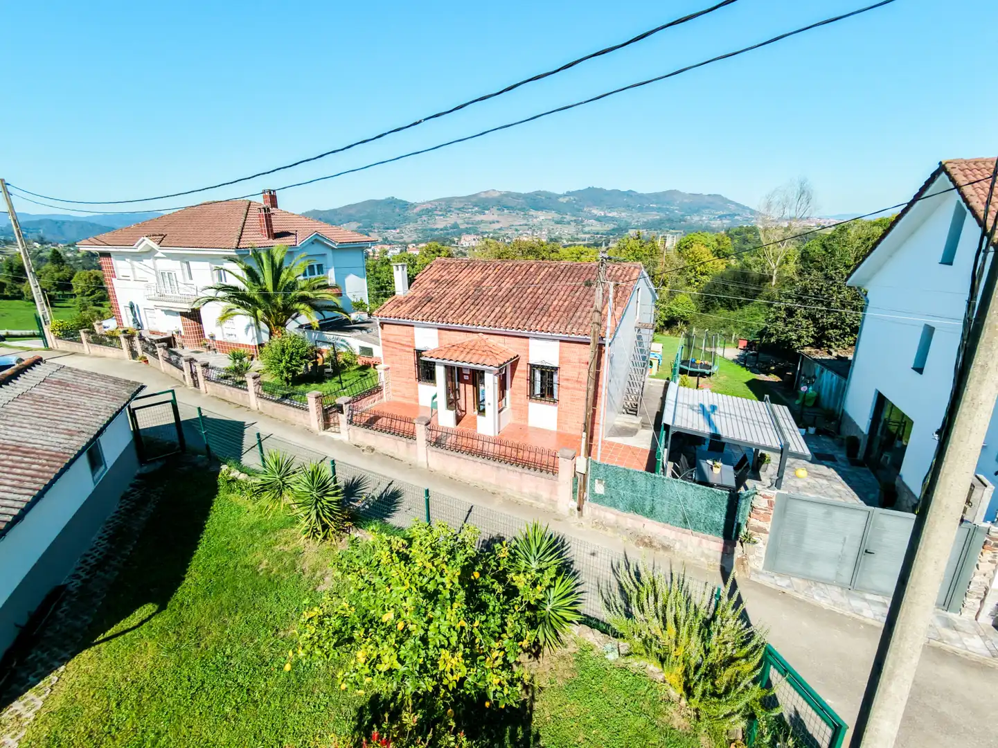Exterior view of Houses for rent in San Claudio - Trubia - Las Caldas