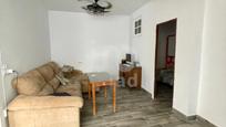 Living room of Flat for sale in  Sevilla Capital  with Air Conditioner, Heating and Terrace