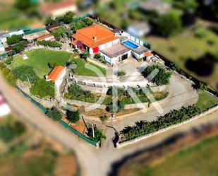 Exterior view of House or chalet for sale in Coria  with Terrace and Community pool