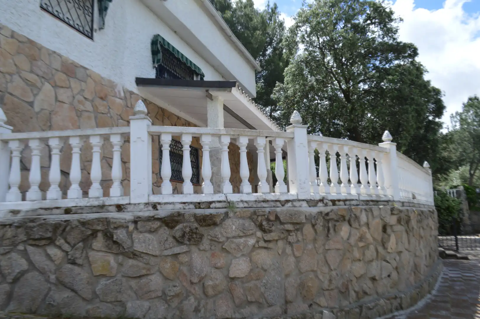 Vista exterior de Casa o chalet en venta en Batres con Calefacción, Jardín privado y Terraza