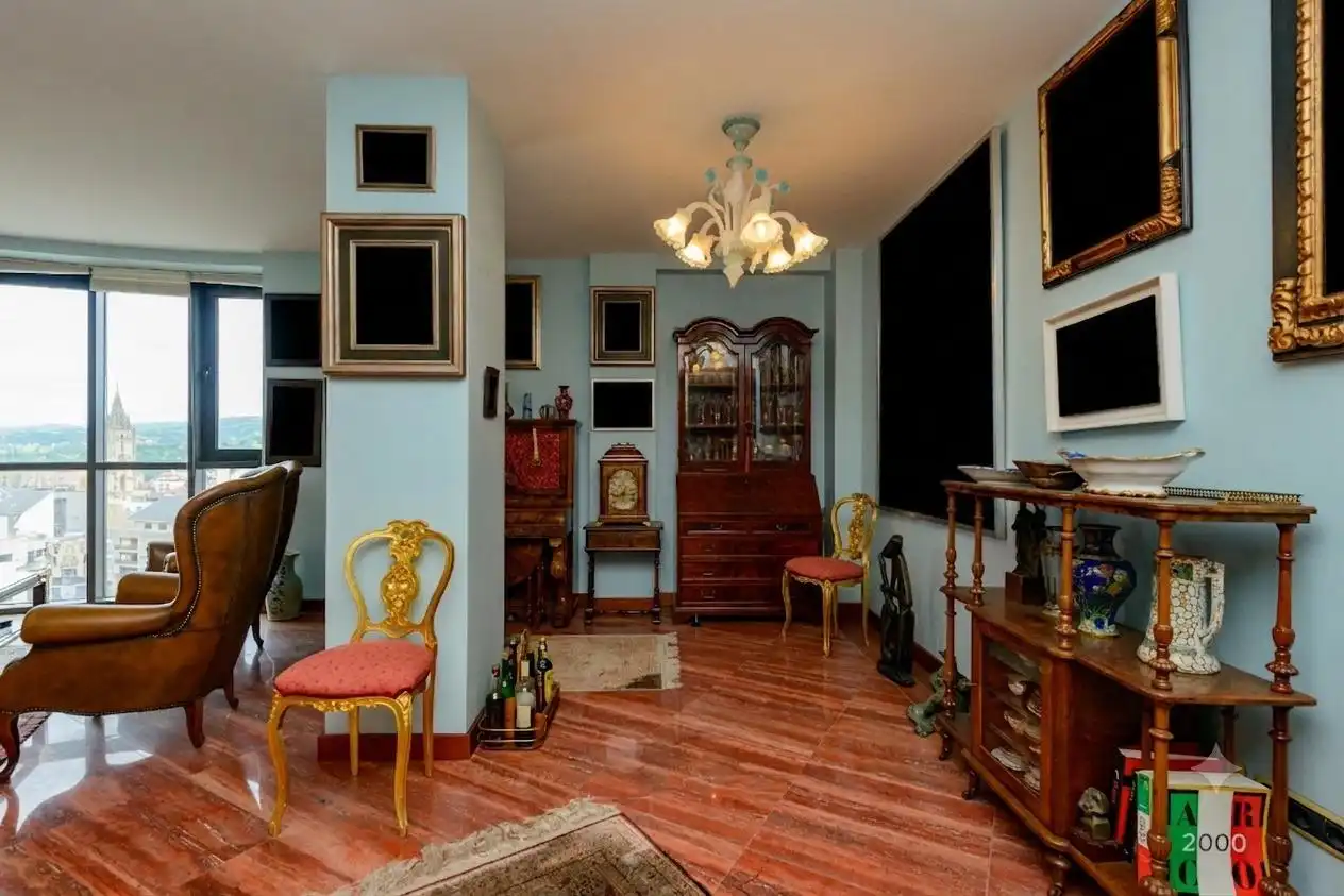 Living room of Flat for sale in Oviedo   with Heating and Jacuzzi