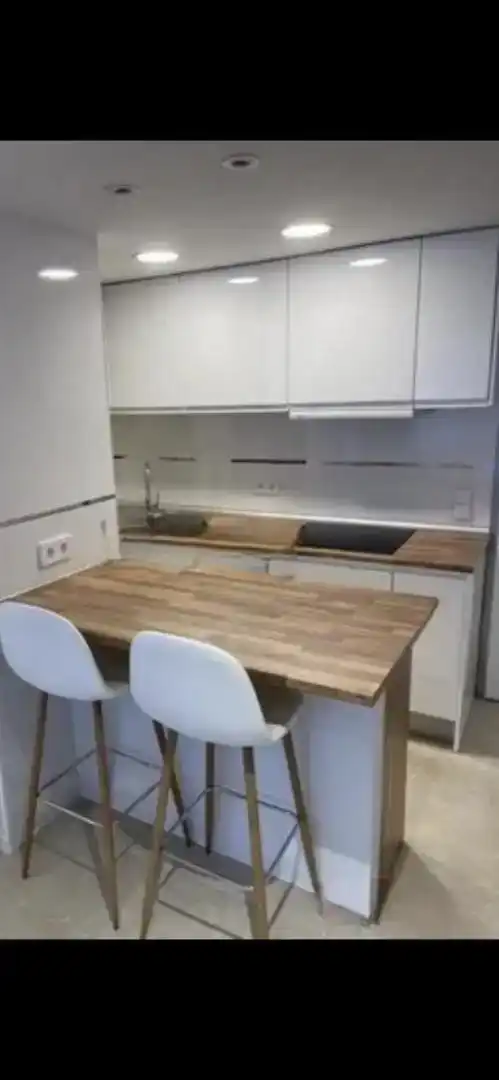 Cocina de Piso de alquiler en Avenida Europa