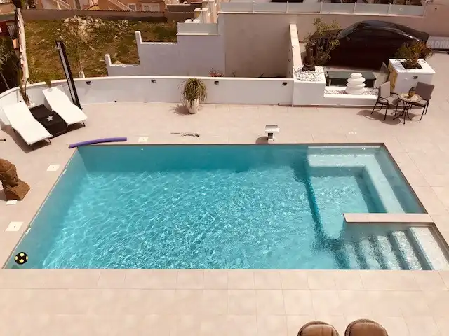 Piscina de Casa o xalet en venda en Rojales amb Aire condicionat, Jardí privat i Terrassa