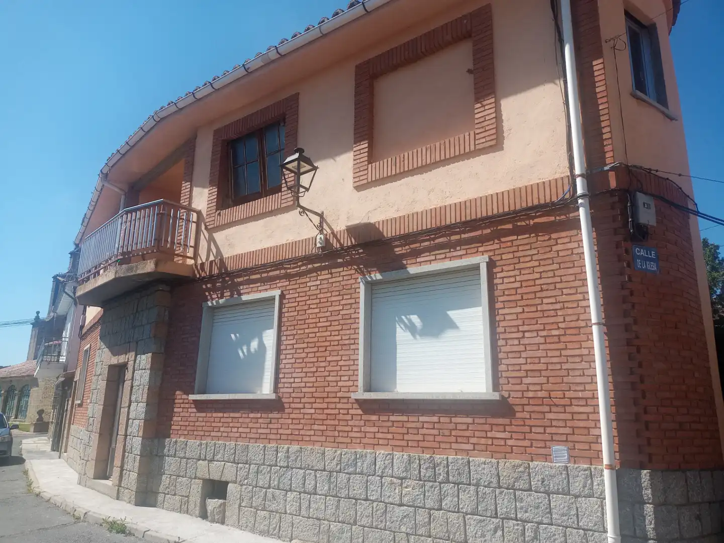 Houses for sale in Calle de la Iglesia, 12, Muñogalindo