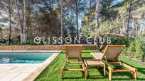Piscina de Casa adosada en venda en Salou amb Aire condicionat, Calefacció i Jardí privat