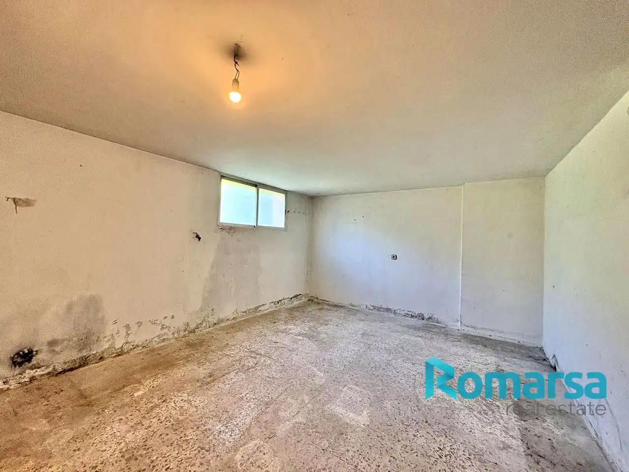 Detached homes for sale in Ávila  with Heating, Private garden and Parquet flooring