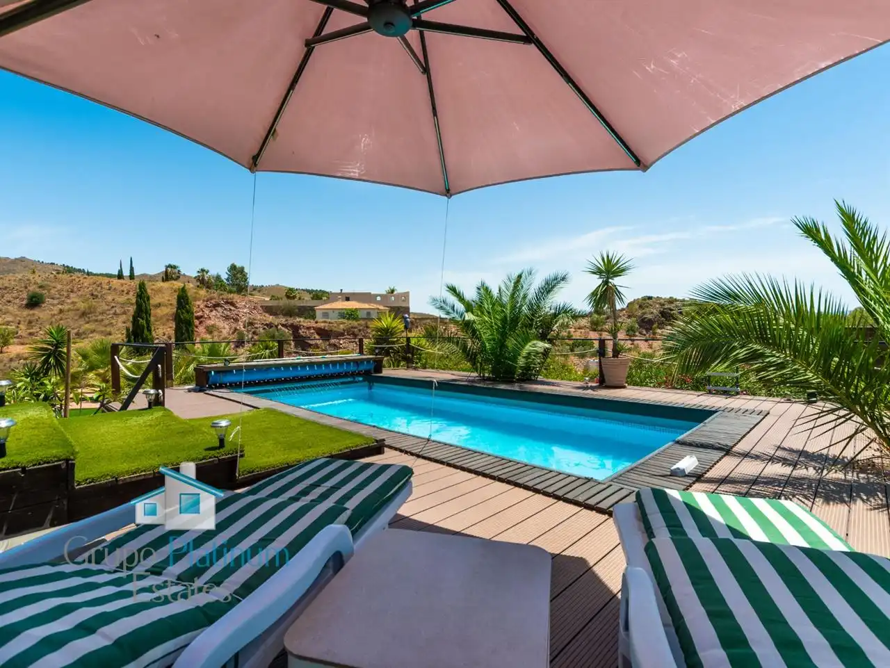 Piscina de Casa o xalet en venda en Albox amb Aire condicionat, Jardí privat i Traster