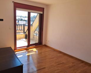 Dormitori de Pis de lloguer en Sada (A Coruña) amb Calefacció, Parquet i Terrassa