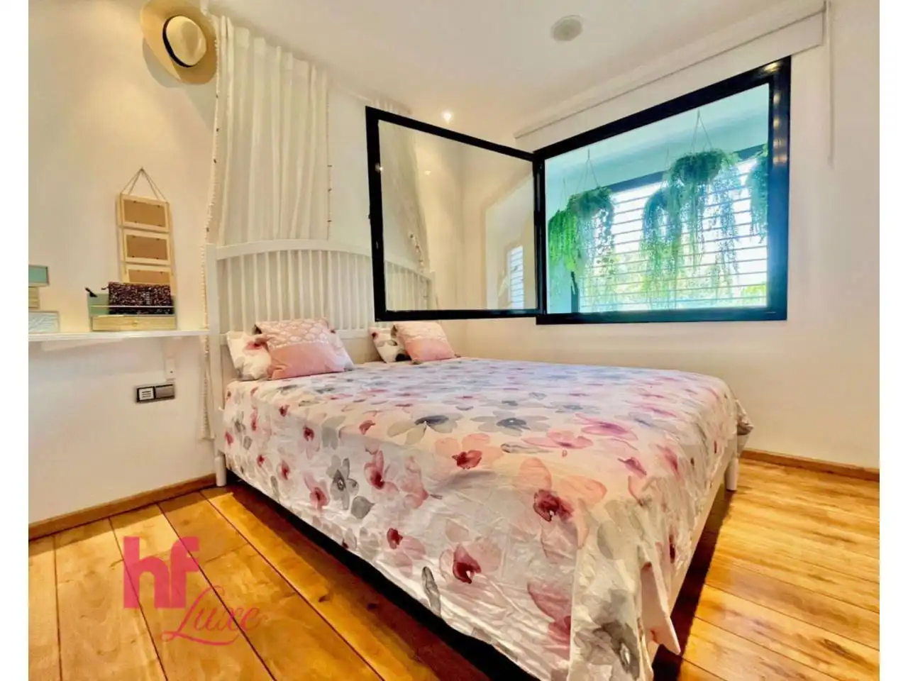 Habitación de Casa o chalet en venta en Blanes con Aire acondicionado, Calefacción y Jardín privado