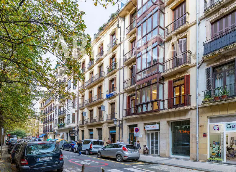Exterior view of Flat for sale in Donostia - San Sebastián   with Heating, Terrace and Balcony