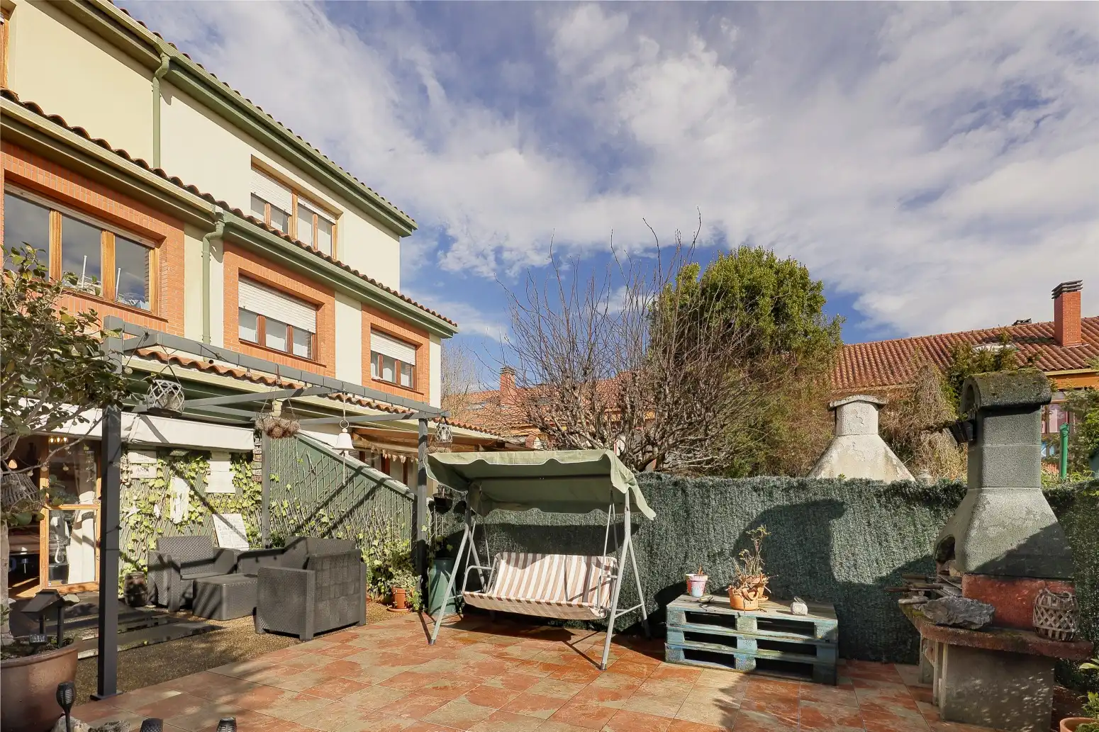 Jardín de Casa o chalet en venta en Siero con Calefacción, Jardín privado y Parquet
