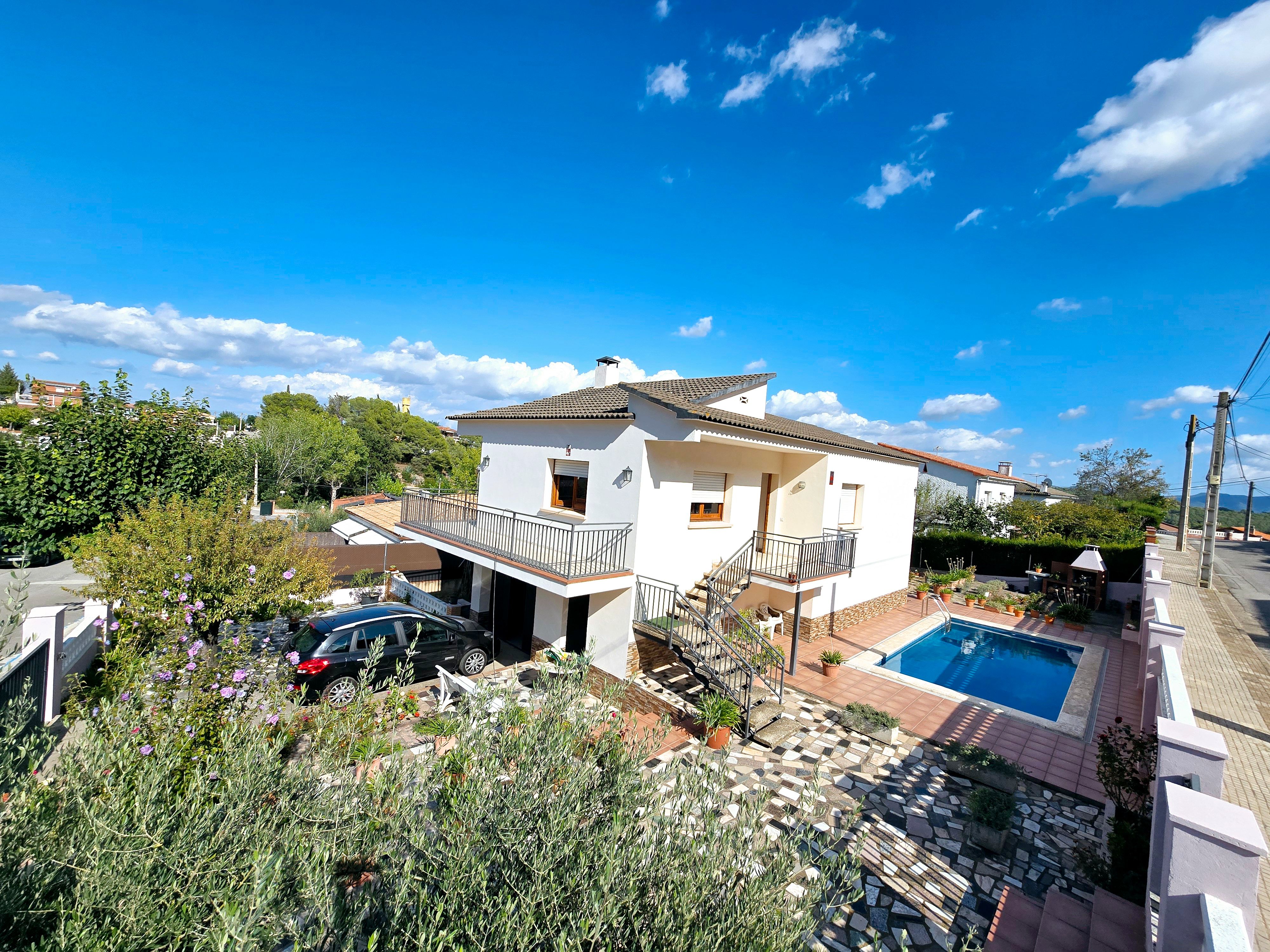 Vista exterior de Casa o xalet en venda en Piera amb Jardí privat, Terrassa i Traster