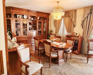 Dining room of House or chalet for sale in  Valencia Capital  with Air Conditioner, Heating and Parquet flooring