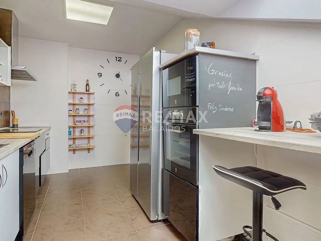 Cocina de Ático en venta en O Rosal   con Calefacción, Terraza y Trastero