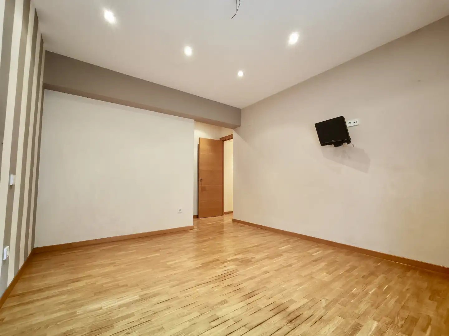 Piso en venta en Gijón - Calle Enrique Martinez, La Arena