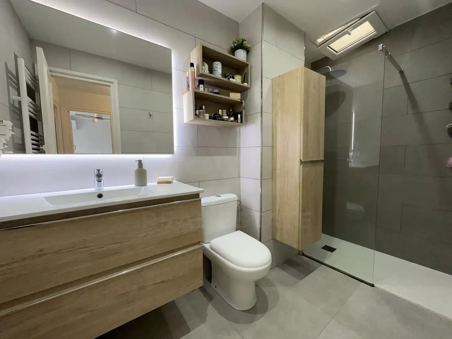 Bathroom of Houses for sale in Sant Pol de Mar  with Air Conditioner, Heating and Terrace