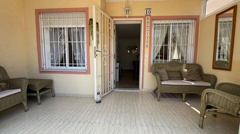 Foto 3 de Piso en venta en Avenida Robleda, 18, Zona Carrefour - Urbanizaciones, Torrevieja