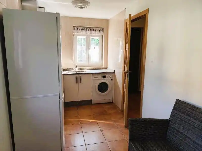 Cuina de Casa o xalet en venda en Pravia amb Calefacció, Moblat i Forn