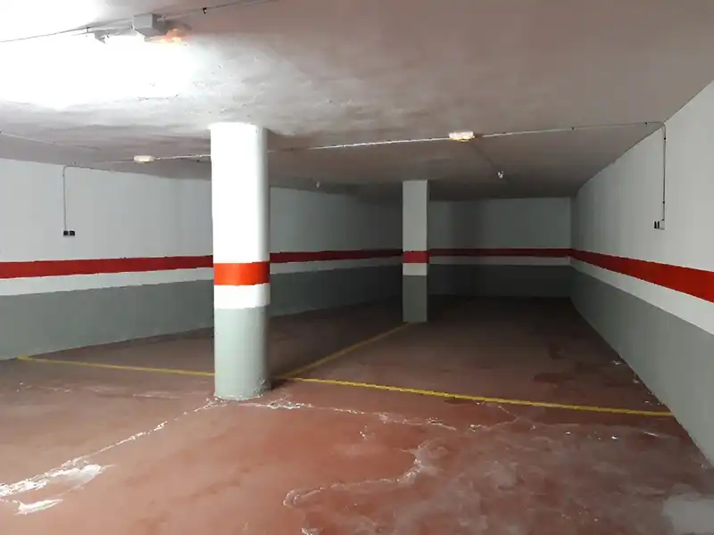 Parkplatz mit Aufzug zum Verkauf in ARBRES DELS, 27, imagen 2
