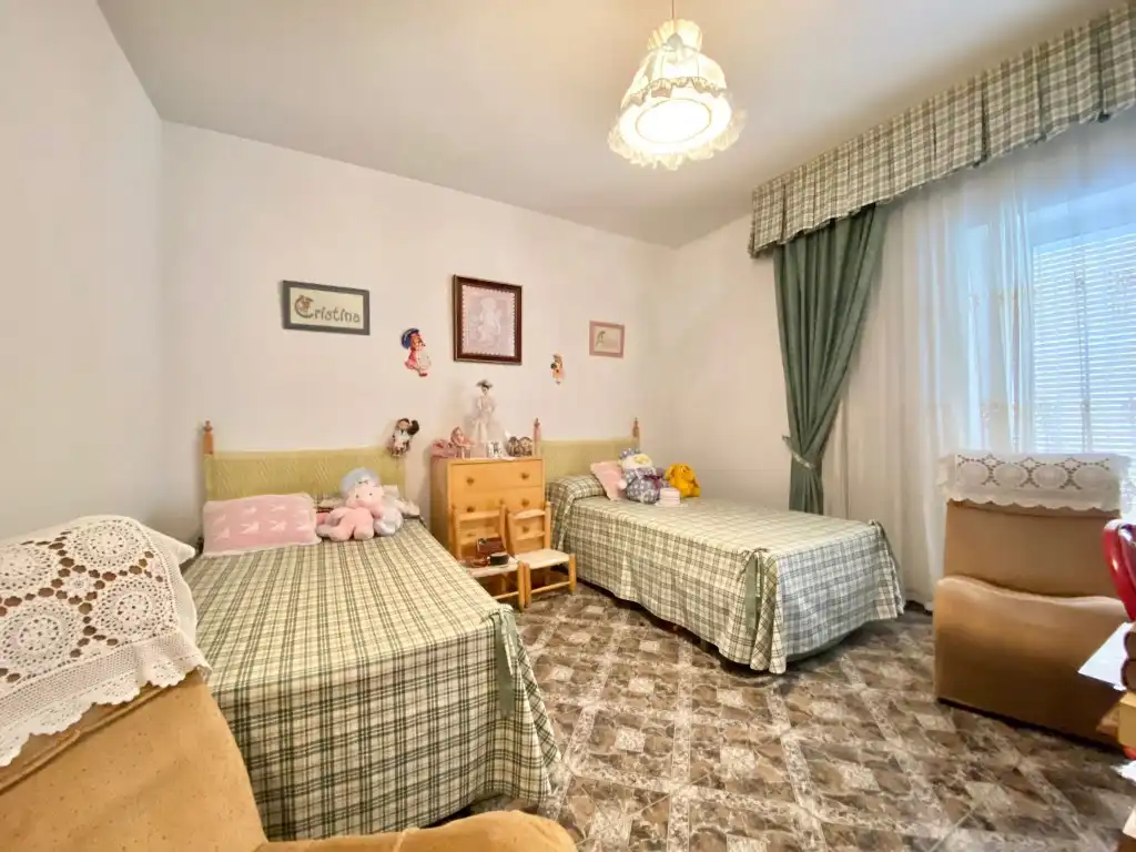 Dormitori de Casa o xalet en venda en Alhama de Granada, Granada